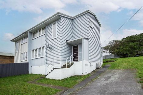 Photo of property in 1b Durham Street, Cannons Creek, Porirua, 5024