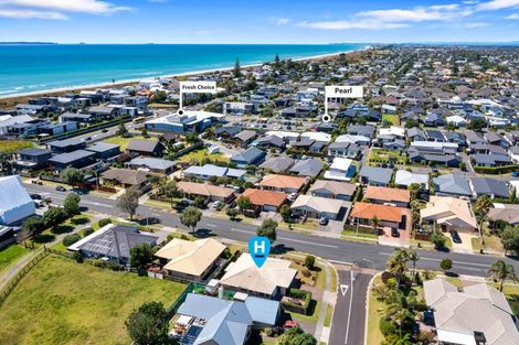 Photo of property in 10 Sandhurst Drive, Papamoa Beach, Papamoa, 3118