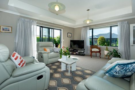 Photo of property in 7 Fredrica Lane, Heathcote Valley, Christchurch, 8022