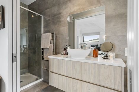 Photo of property in 130 Moana Anu Anu Avenue, Whangamata, 3620