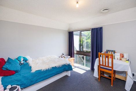 Photo of property in 22 Truscott Grove, Awapuni, Palmerston North, 4412