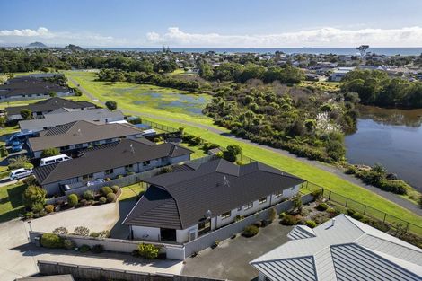 Photo of property in 38 Drabble Crescent, Papamoa Beach, Papamoa, 3118