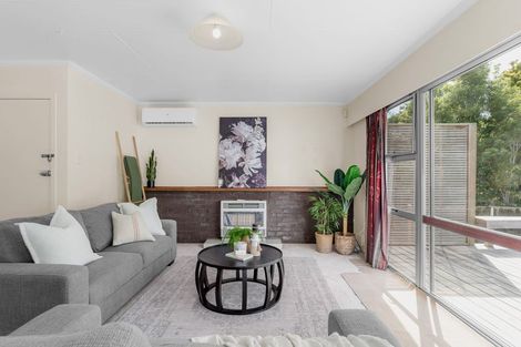 Photo of property in 74 Amanda Avenue, Dinsdale, Hamilton, 3204