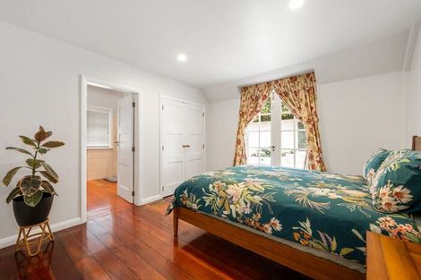 Photo of property in 5a Raroa Road, Kelburn, Wellington, 6012