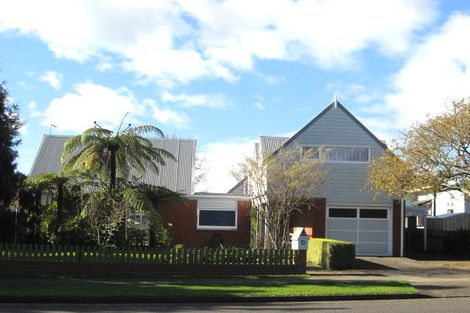 Photo of property in 65 Macarthur Street, Levin, 5510