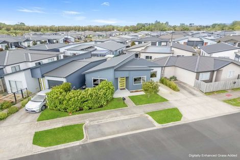 Photo of property in 9 Katipo Road, Takanini, 2112