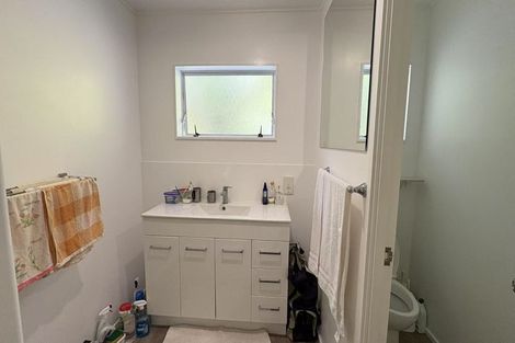 Photo of property in 1/45 Mcdowell Crescent, Hillcrest, Auckland, 0627