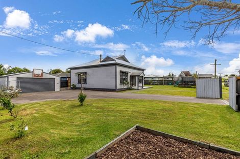 Photo of property in 1 Tamar Street, Rongotea, 4476