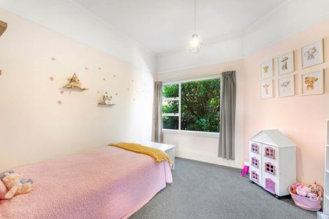 Photo of property in 62 Northcote Road, Northcote, Christchurch, 8052