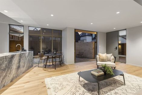 Photo of property in 29b Tonbridge Street, Merivale, Christchurch, 8014