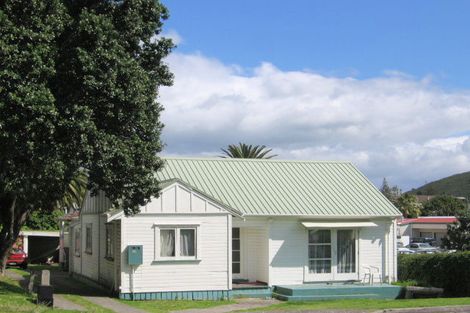 Photo of property in 26 May Street, Mount Maunganui, 3116