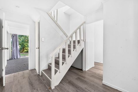 Photo of property in 5 Rangeview Road, Sunnyvale, Auckland, 0612