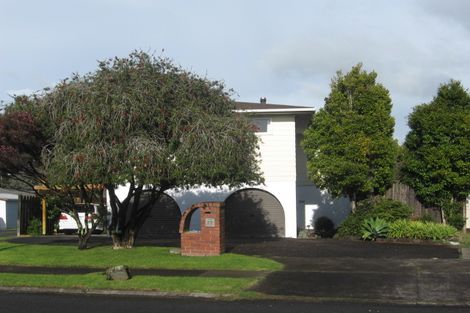 Photo of property in 77 Archmillen Avenue, Pakuranga Heights, Auckland, 2010