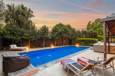 Photo of property in 190 Fendalton Road, Fendalton, Christchurch, 8052