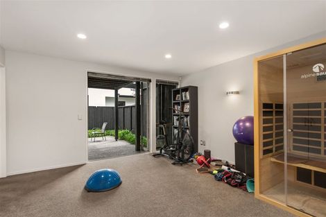 Photo of property in 2/117 Canon Street, Edgeware, Christchurch, 8013
