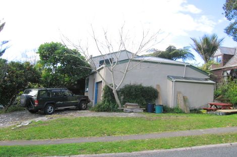 Photo of property in 124 Tirohanga Drive, Whangamata, 3620