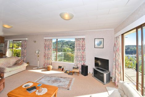 Photo of property in 18 Harbour View Road, Leigh, 0985