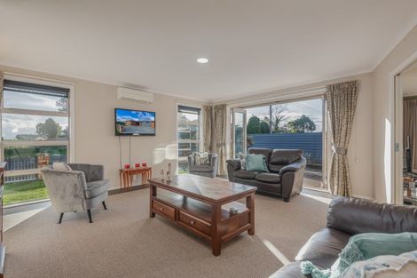 Photo of property in 39 Pukepapa Road, Marton, 4710