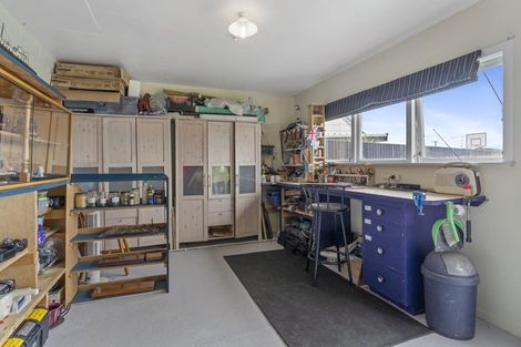 Photo of property in 15 Waitohu Valley Road, Otaki, 5512