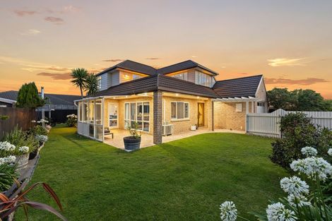 Photo of property in 2/46 Orlando Crescent, Waimairi Beach, Christchurch, 8083