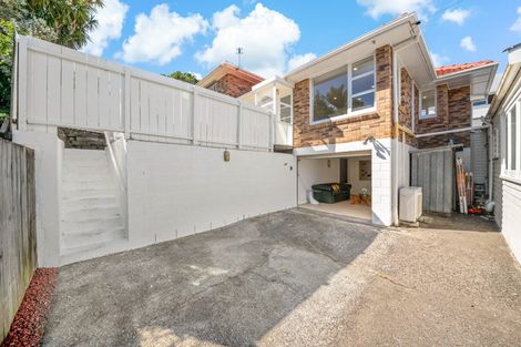 Photo of property in 2/38 Woodford Road, Mount Eden, Auckland, 1024