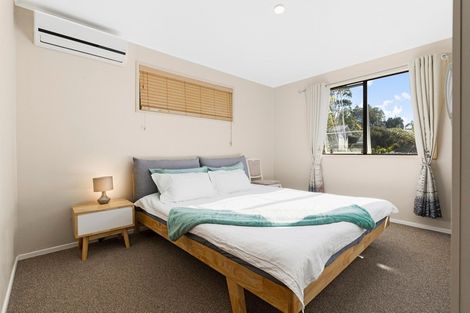 Photo of property in 2 Regatta Road, Torbay, Auckland, 0630