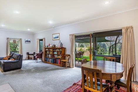 Photo of property in 879 Tukairangi Road, Acacia Bay, Taupo, 3385