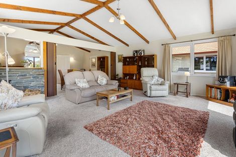 Photo of property in 16 Macdonalds Lane, Waikuku, Rangiora, 7473