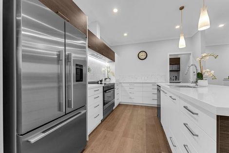 Photo of property in 56 Hillpark Drive, Pokeno, 2402