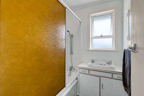 Photo of property in 28 Belair Avenue, Blagdon, New Plymouth, 4310