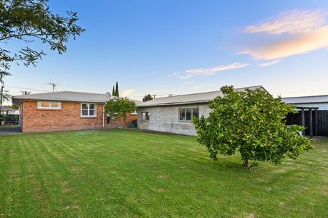 Photo of property in 36 Northolt Road, Fairview Downs, Hamilton, 3214