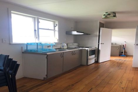 Photo of property in 57 Chingford Close, Mangere, Auckland, 2022