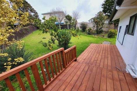 Photo of property in 5 Melia Grove, Goodwood Heights, Auckland, 2105