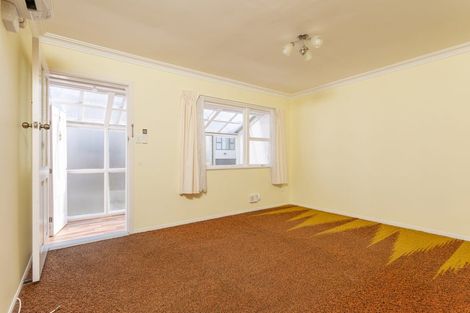 Photo of property in 2/70 Station Road, Papatoetoe, Auckland, 2025