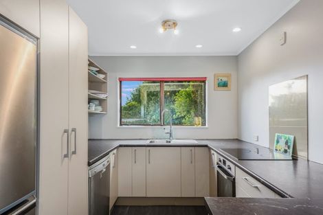 Photo of property in 10 Staysail Place, Whitby, Porirua, 5024