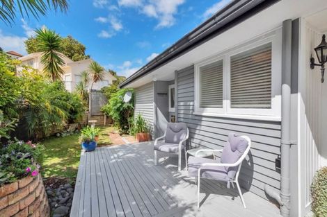 Photo of property in 1/89 Monarch Avenue, Hillcrest, Auckland, 0627