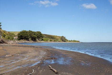 Photo of property in 97 Lake Ferry Road, Lake Ferry, Featherston, 5772