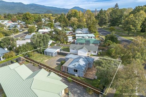 Photo of property in 174 Te Rangitautahanga Road, Turangi, 3334