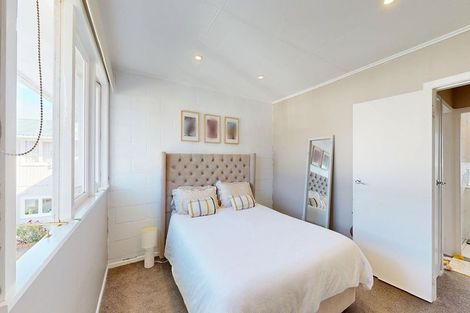 Photo of property in 2/6-8 Keys Street, Elderslea, Upper Hutt, 5018