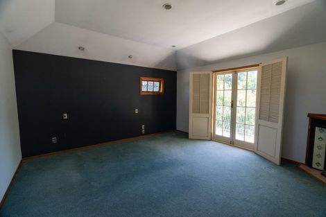 Photo of property in 65 Havelock Road, Havelock North, 4130