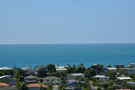 Photo of property in 37 Elliston Crescent, Stanmore Bay, Whangaparaoa, 0932