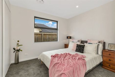 Photo of property in 10 Valour Drive, Rangiora, 7400