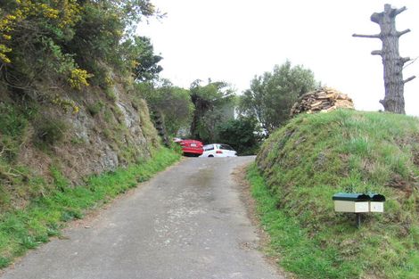 Photo of property in 77b Bassett Road, Johnsonville, Wellington, 6037