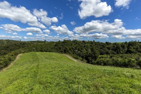 Photo of property in 74 Karahiwi Lane, Dairy Flat, 0794