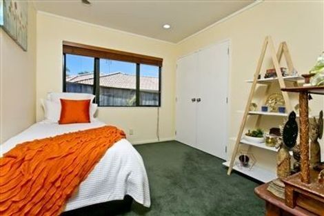 Photo of property in 20 Pukatea Avenue, Albany, Auckland, 0632