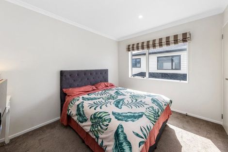 Photo of property in 16 Dolbel Place, Mangere East, Auckland, 2024
