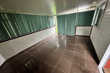 Photo of property in 42 Russell Road, Manurewa, Auckland, 2102