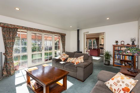 Photo of property in 2/61 Hawkesbury Avenue, St Albans, Christchurch, 8014
