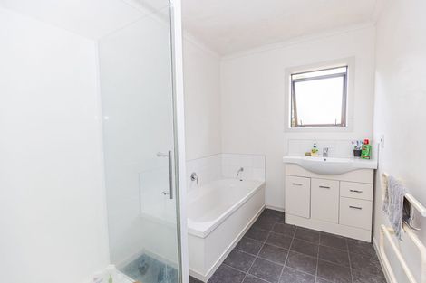 Photo of property in 12 Seafront Road, Castlecliff, Whanganui, 4501