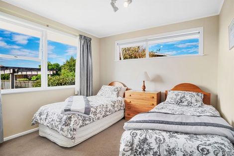 Photo of property in 21 Litten Road, Cockle Bay, Auckland, 2014